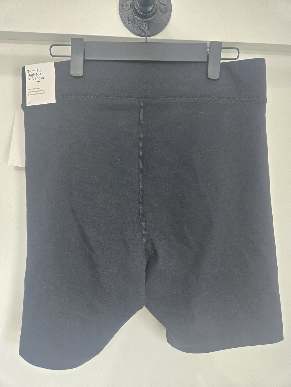 New. Nike Women’s High Rise 8” Bike Shorts Black Size Large - Picture 4 of 5